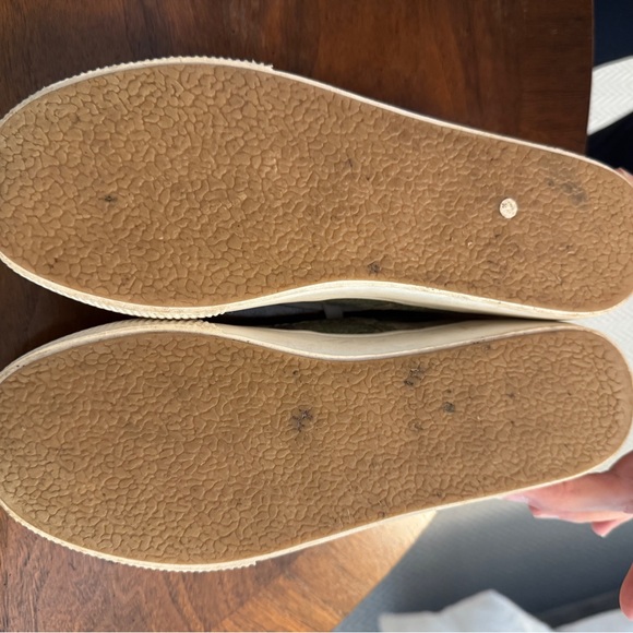 Steve Madden Camouflage Sneakers - Picture 8 of 8